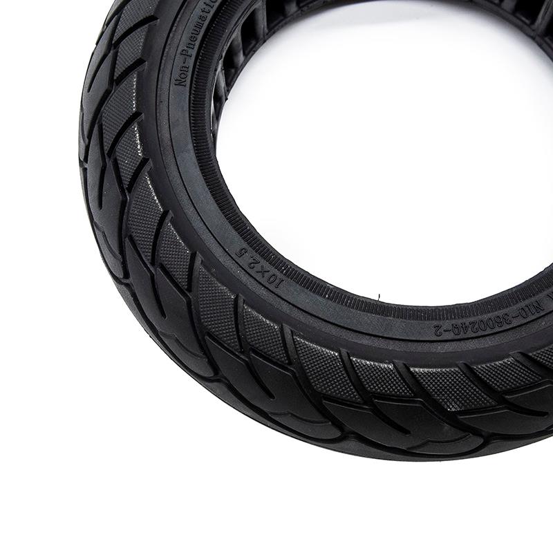 Pneu plein ultraléger 10x2,5/B34mm - ligne noire [Ewheel]