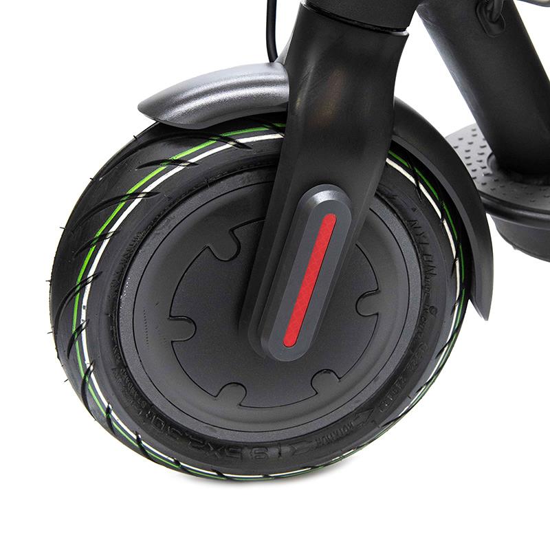 Pneu Tubeless 9,5x2,5-6,1 [CST]