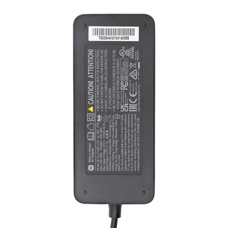 Chargeur 36V Xiaomi Mi4 (sortie 41,7V) connecteur DC 8 mm [Original]