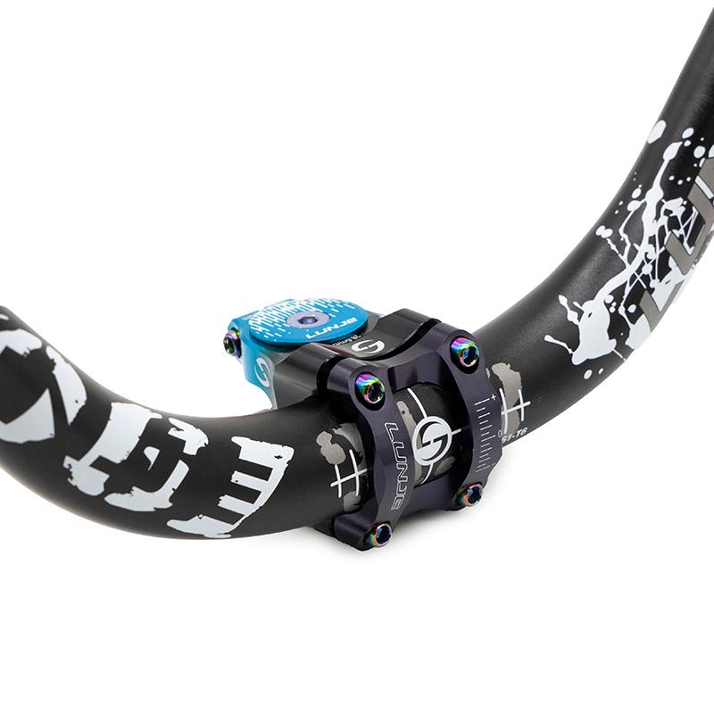 Potence pour guidons de 31,8mm EWPM-003 noir-bleu