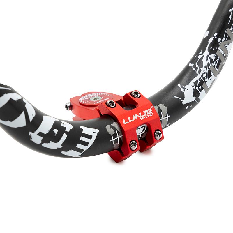 Potence pour guidons de 31,8 mm EWPM-001 rouge