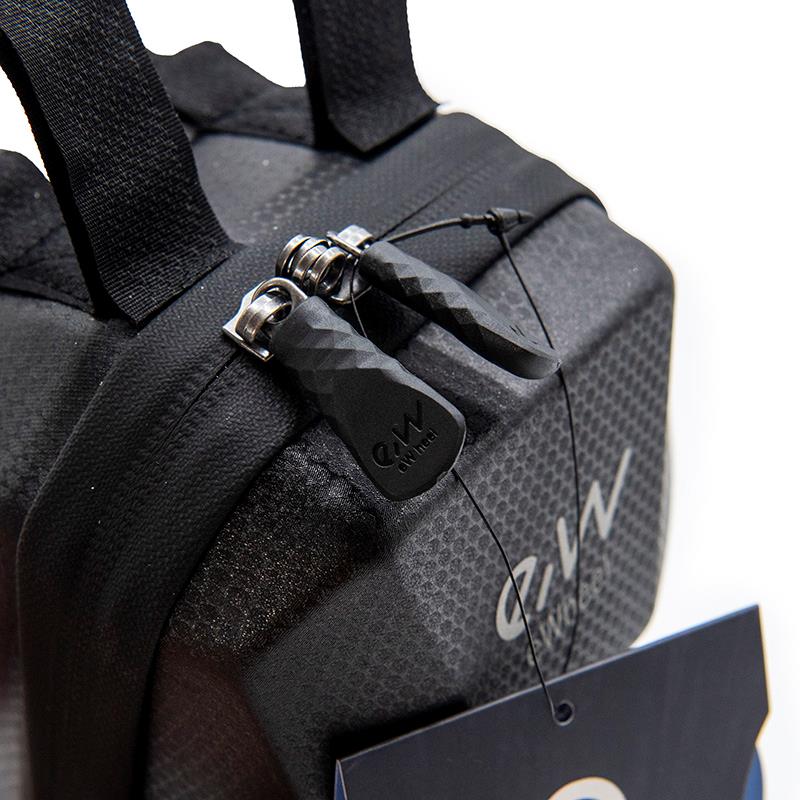 Sacoche premium noir avec velcro [Ewheel] - 3L